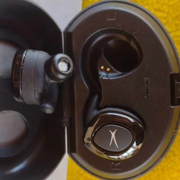Altec Lansing Wireless Bluetooth Earbuds NWOT - Picture 2 of 2